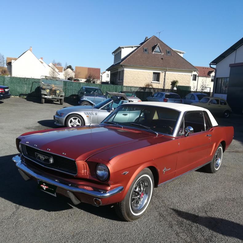 ford_mustang_28000_1966_amberglow.jpg